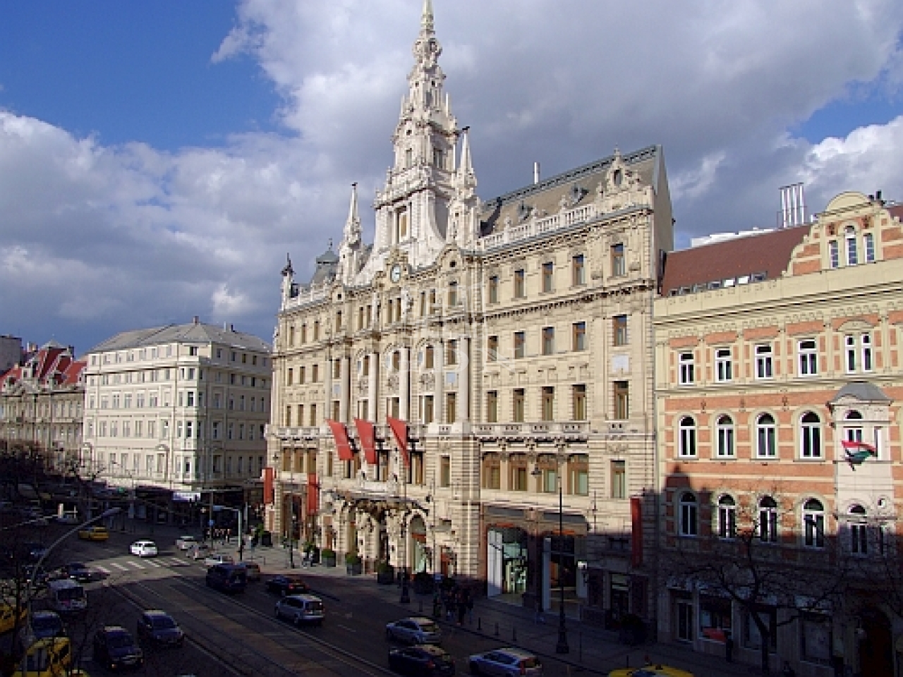 Продается Budapest VII. kerület Квартира (кирпичная)